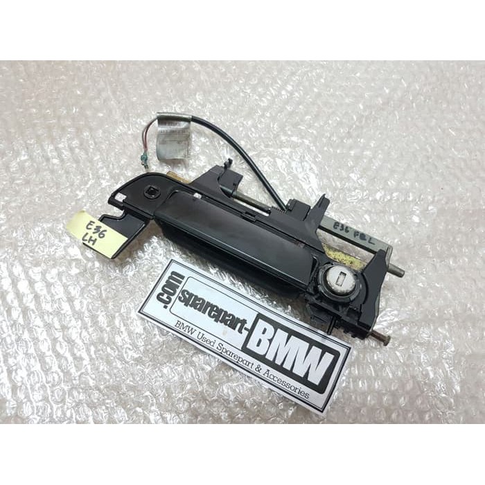 Handle Pintu Luar DEPAN BMW E36