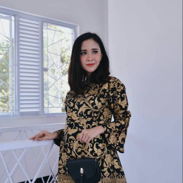 Tunic Santika Pias Genes Kombi Tunik Batik Cantik Sogan Turtleneck Tunic Batik Modern Seragaman