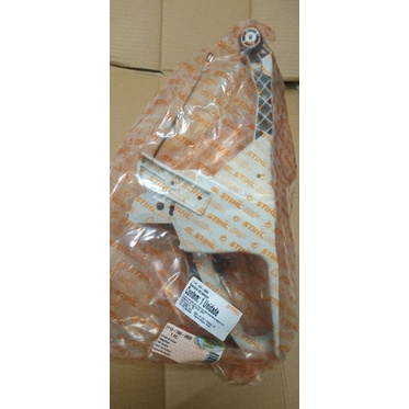 Fuel Tank housing ms-381 stihl original.