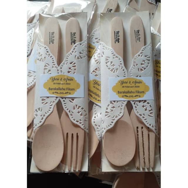 Souvenir pernikahan sendok kayu set kemas plastik | Shopee Indonesia
