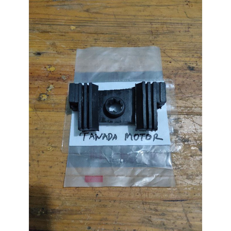 KARET BANTALAN TANGKI BELAKANG HONDA WIN MEGAPRO NEW FI TIGER OLD TIGER REVO