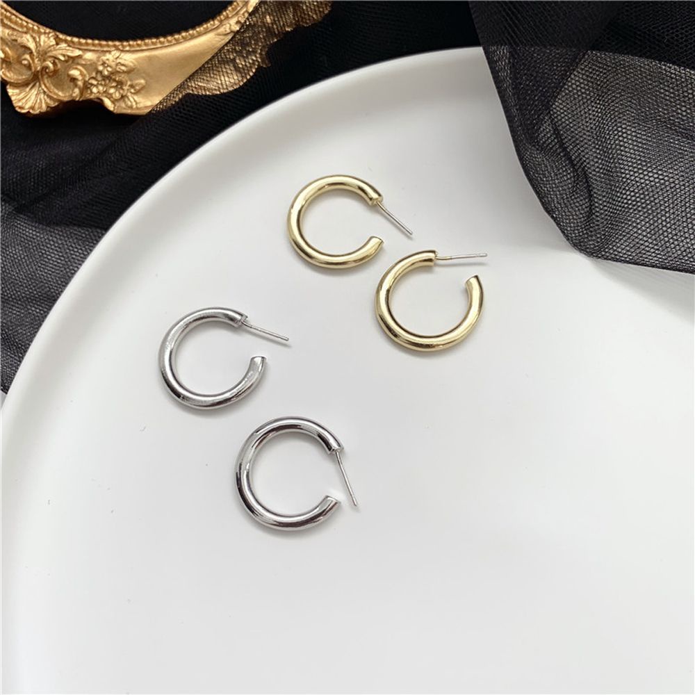 Anting Hoop Bentuk C Geometris Bulat Bahan Alloy Gaya Korea Untuk Wanita