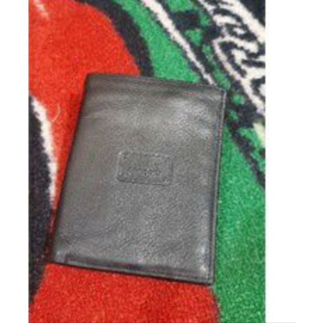 Preloved  Dompet  Pria  Condotti