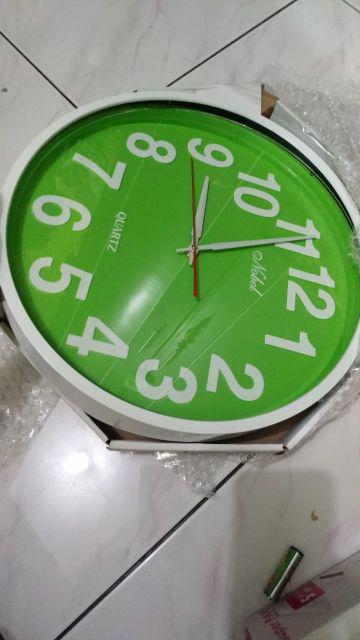 Jam Dinding Nobel 7186