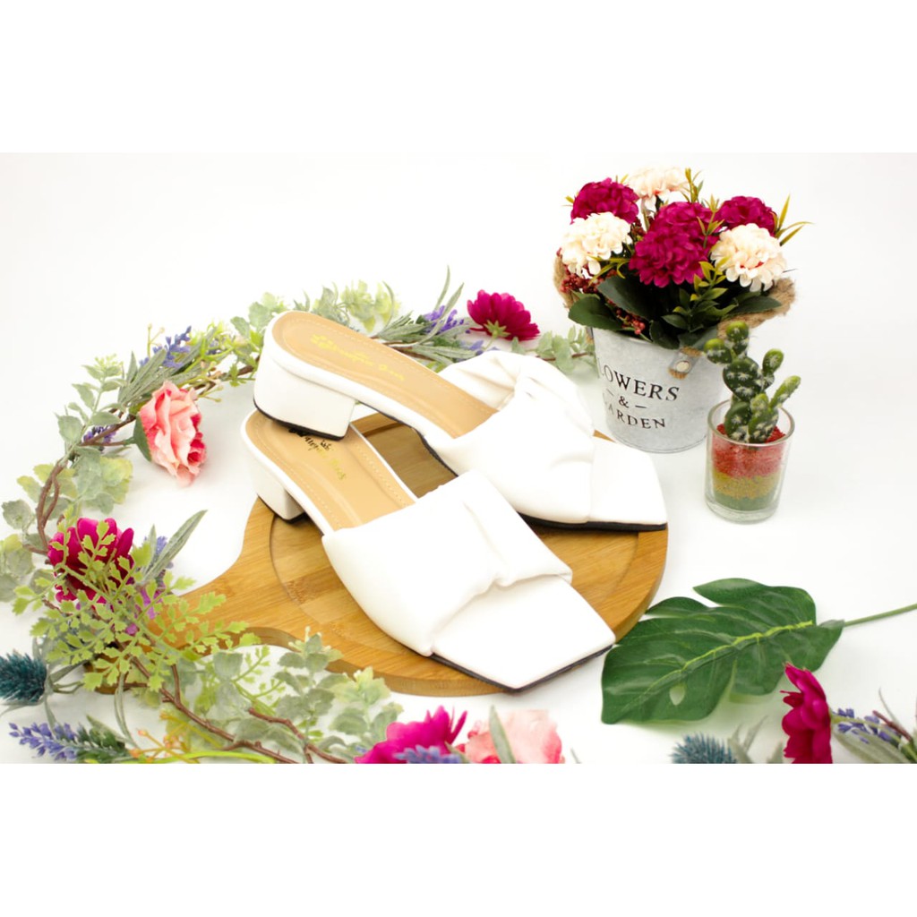 SANDAL WANITA ANDARA WHITE HAK 3 CM BIG SIZE 41 42 42 44 45 PAWPAW
