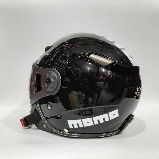 Helm Momo pilot jpn Hitam gloss