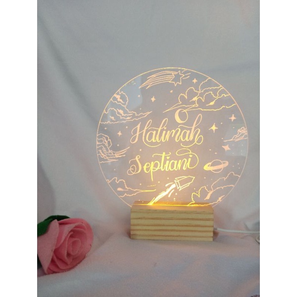 KADO NIKAH/WISUDA/ULTAH/ANNIVERSARY TERLARISSS  ACRYLIC LAMP