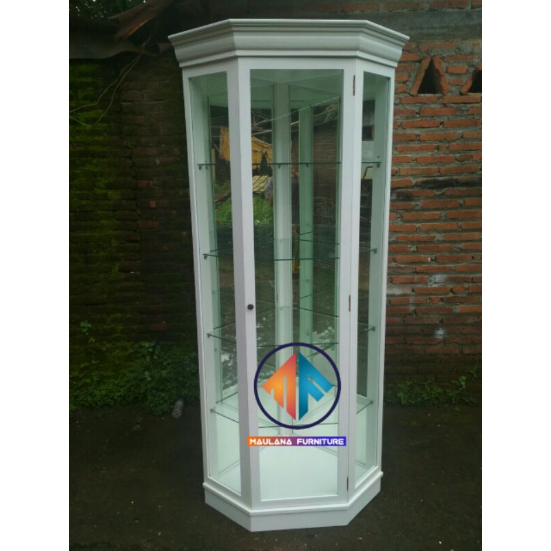 almari sudut kaca/ almari hias kaca