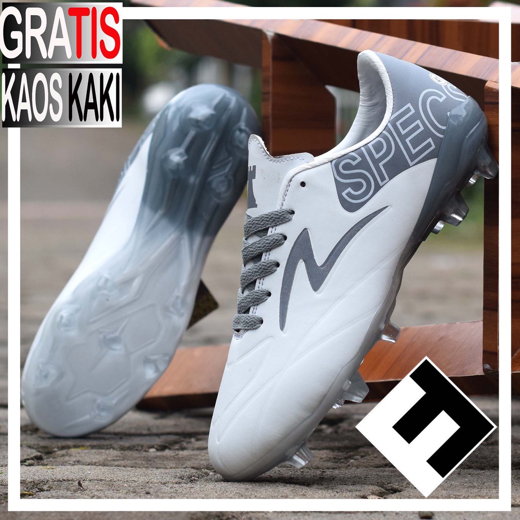 Sepatu Bola Specs Estadio Raider Grade Ori Made In Indo In White-Grey-ESTB White+Kaos Kaki