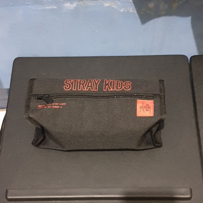 Stray Kids Hi Stay goods [Mini square crossbag]