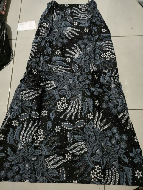 Batik Couple Kebaya Set Juwita Series Tunangan Lamaran Wisuda Kondangan Kekinian 2021