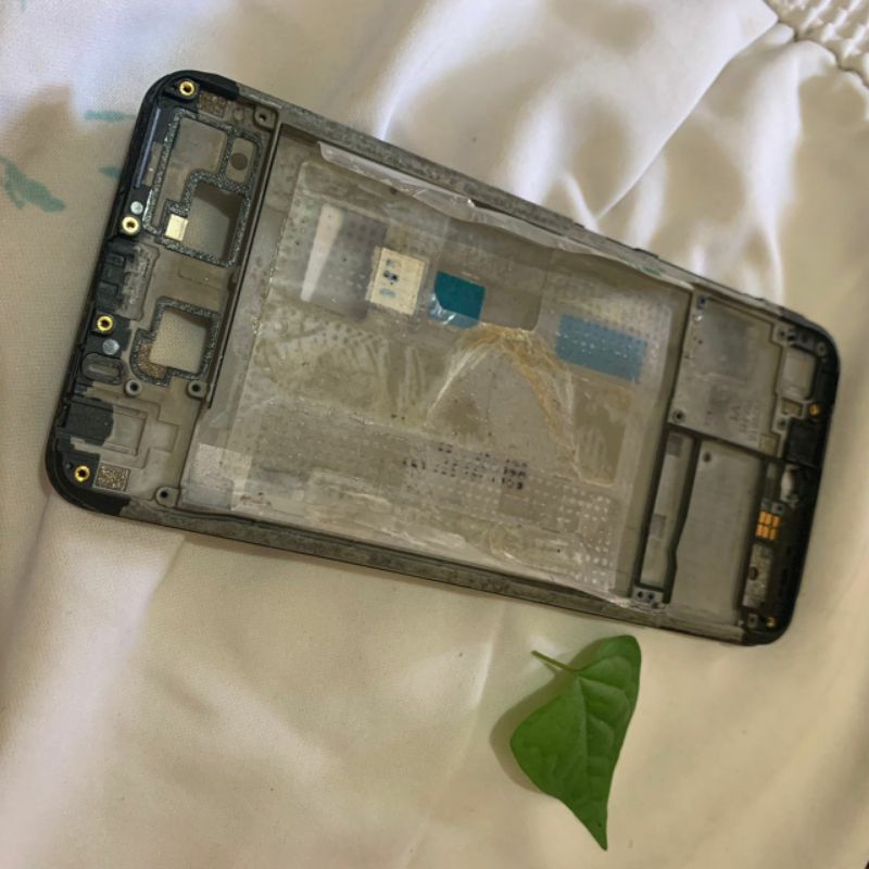 FRAME MIDDLE TATAKAN LCD VIVO Y91 ORI COPOTAN