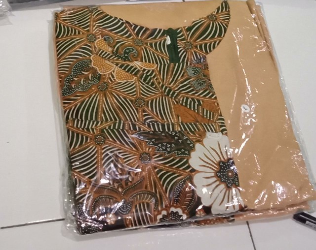 Kople Blouse Batik Kombinasi Plus Tile, Kople Blus Batik, Kople Atasan Batik, Blus Kople,atasan Blus