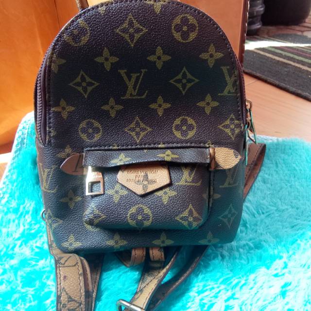 PRELOVED TAS RANSEL LV MURAH MERIAH