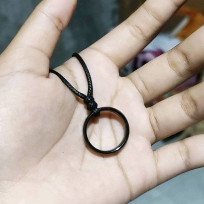 Kalung tali hitam liontin cincin gratis grafir ukir nama custom