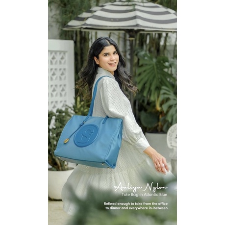 Buttonscarves aaliya nylon tote bag