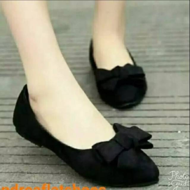 Flat shoes wanita