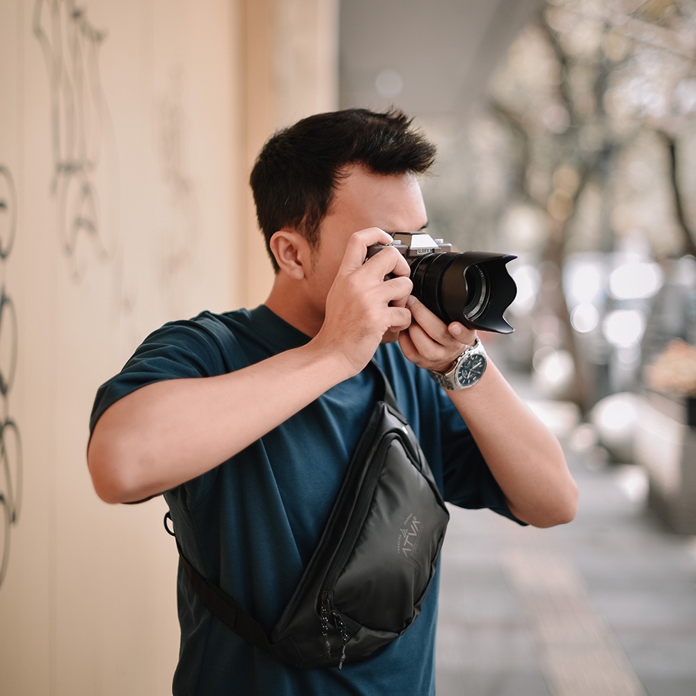 FORCE BLACK ORIGINAL x ATVA Tas Selempang Hitam Casual Pria Waterproof Waistbag Jalan Santai Main Hangout Nongkrong Waist Bag Distro Remaja Dewasa Daily Simple Sling Bag Premium Mini Slingbag Tas Slempang Outdoor Kecil Pinggang Bahu Dada Terbaru Kekinian