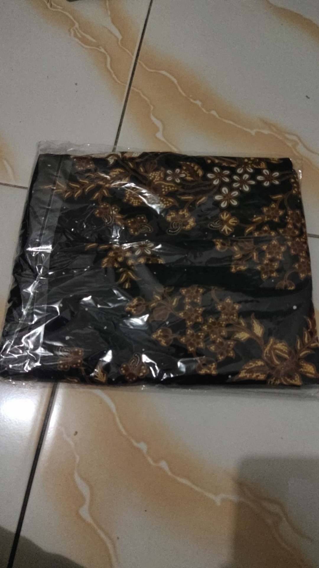 Kemeja Batik Slimfit Motif Ramban