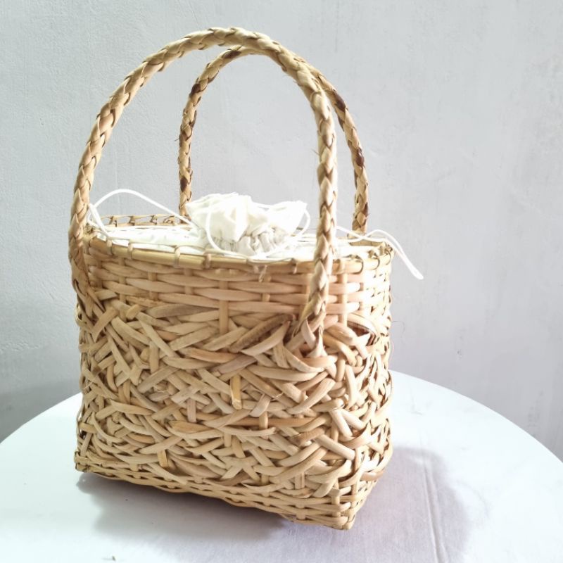 Tas Rotan tenteng sarang burung/ Tas jinjing rotan/ Tas kotak rotan/ Tas hampers/ Tas unik