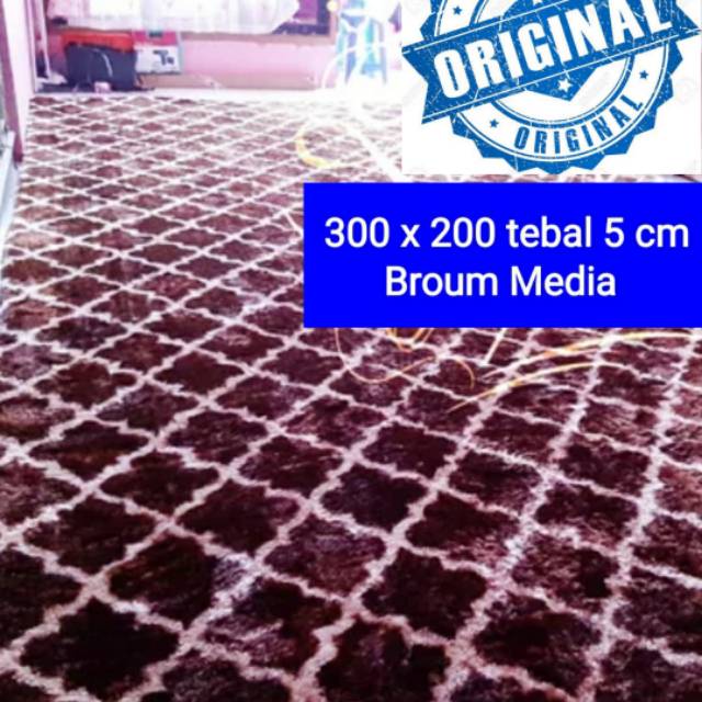 [LANTAI]Karpet rasfur bulu 300 x 200 tebal5 cm karakter motif isi busa