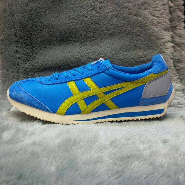 ONITSUKA TIGER CALIFORNIA