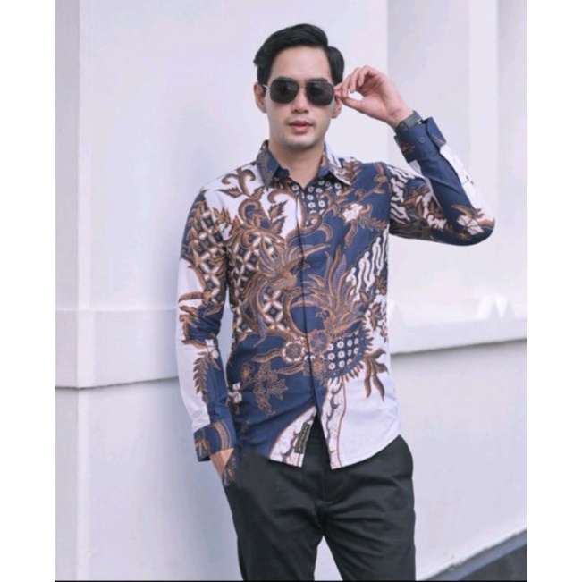 Kemeja batik solo pria dewasa/ kemeja batik slimfit/ kemeja batik kondangan/ kemeja batik original/ kemeja batik premium/ kemeja batik terlaris/ kemeja batik remaja pria/ kemeja batik halus/ kemeja batik termurah/ baju batik