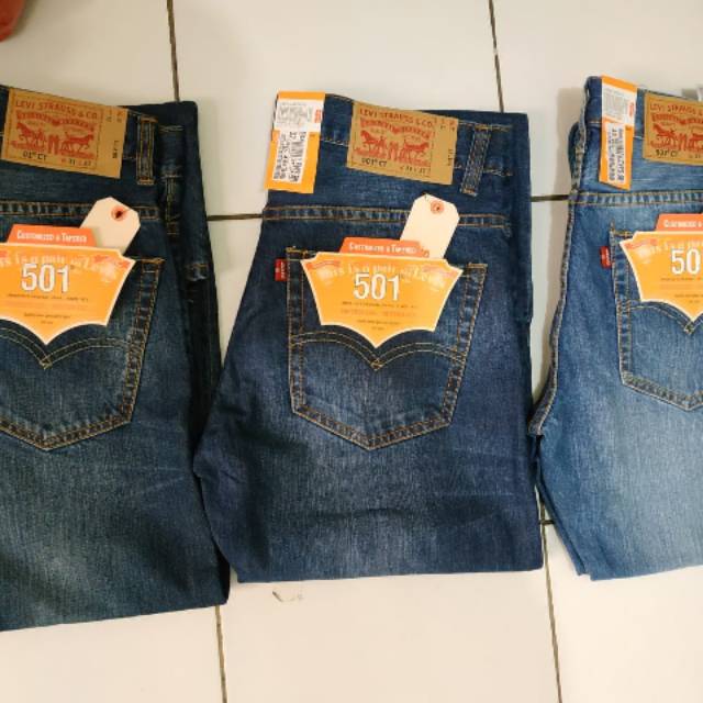 Celana levis 501