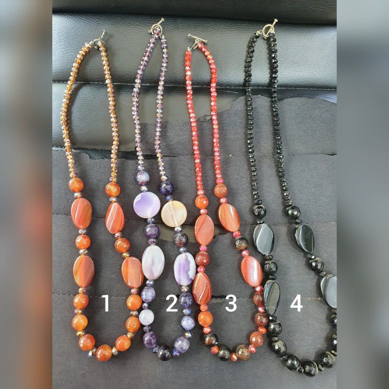 Kalung batu kalimantan kombinasi kistal