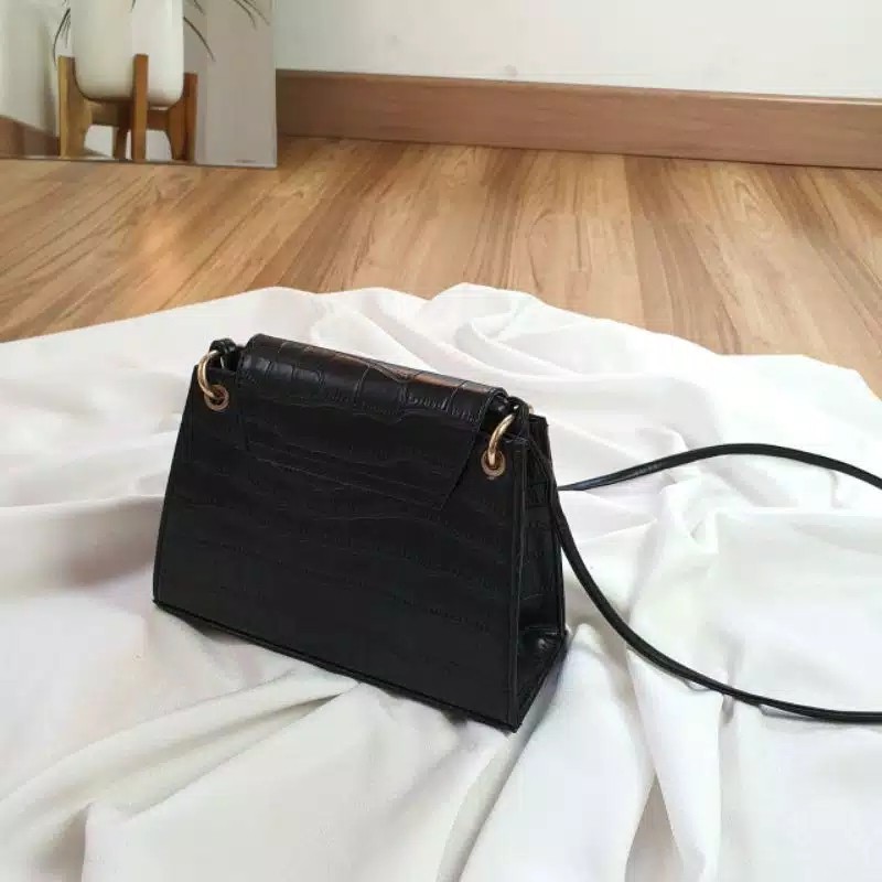 TASKU - MAVI BAG BLACK MURAH / TAS SELEMPANG WANITA / TAS WANITA MURAH