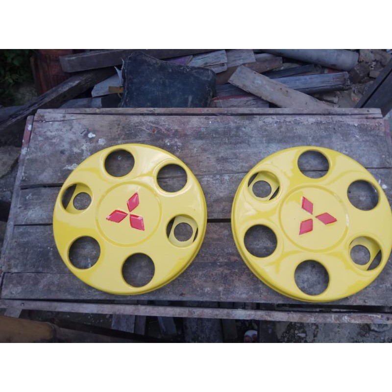 DOP TRUK MODEL DONAT BAHAN PLAT (HARGA 1 BIJI BUKAN SATU PASANG)