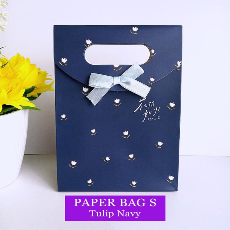 

Paper Bag Motif / Tas Kertas Kado / Tas Ulang tahun - S LEAVES