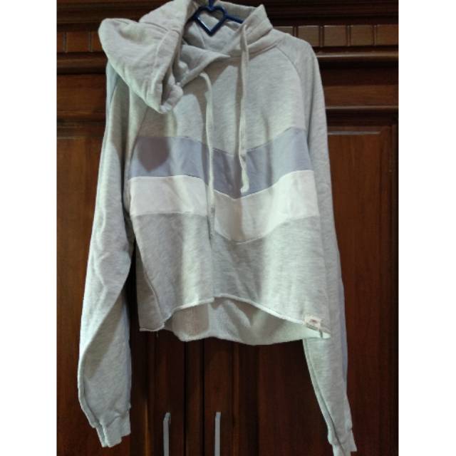 Pull and Bear Crop Hoodie