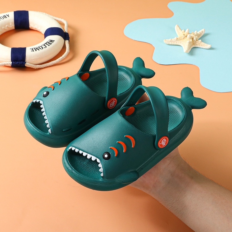 Sandal Anak BABY SHARK / HIU / Sandal Anak Lucu / Sandal Sepatu  Anak Laki Laki Perempuan  Lucu  Viral BABY SHARK / Sandal  Anak Import Lucu / Sandal Anak Ikan / Sandal Sepatu Anak Import / Sandal Crocs Anak /Sendal Anak Anak/ Sendal Sepatu Baby Bayi