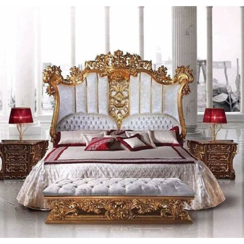 dipan ukir mewah/ranjang ukir jepara terbaru.