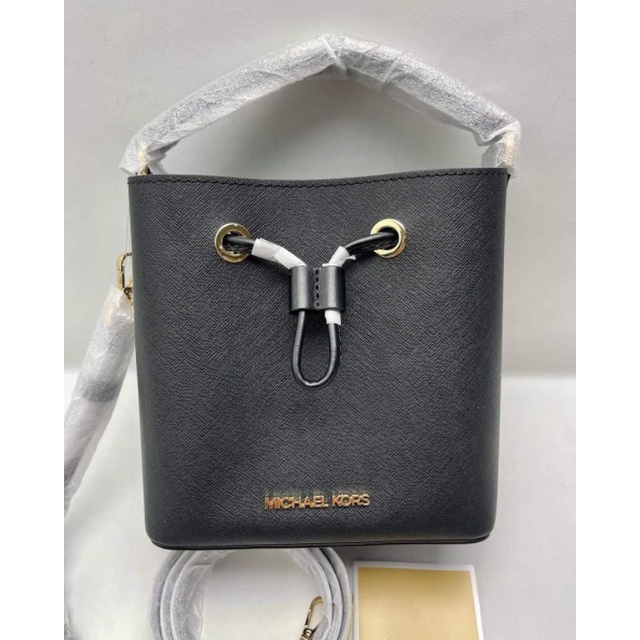 mk suri small bucket