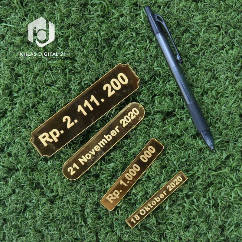 

custom tanggal akrilik mirror