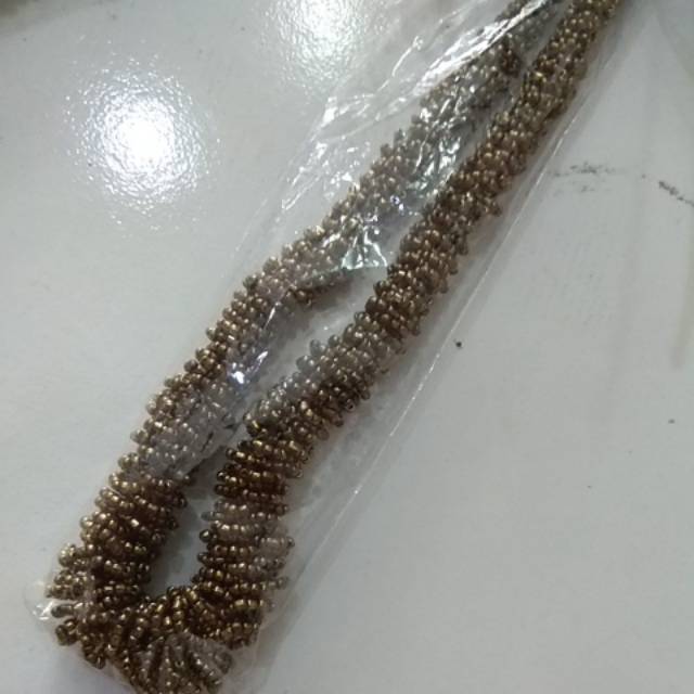 Souvenir bali Kalung lilit monte