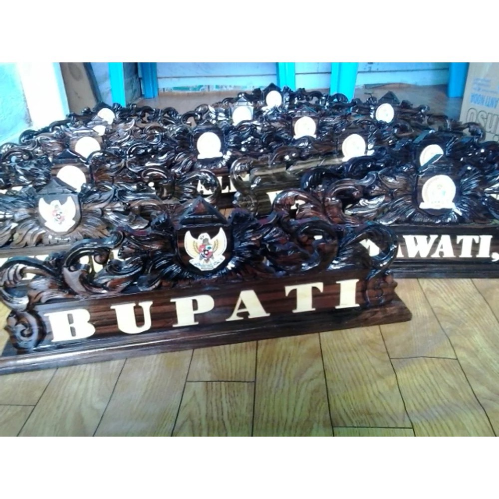 

PAPAN NAMA UKIR