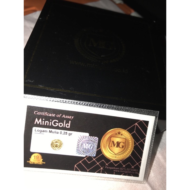 emas 0,25 gr reguler minigold ambulu