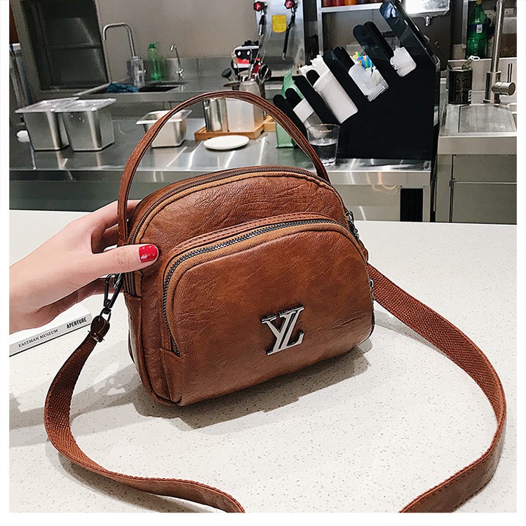 B7042 Tas Selempang Wanita Import