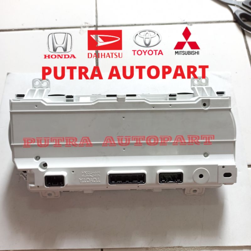 speedometer / kilometer hilux revo fortuner vrz diesel original toyota