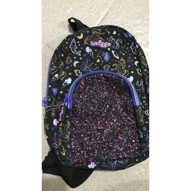 

Jual Rugi Smiggle glitz mini backpack tempat pensil