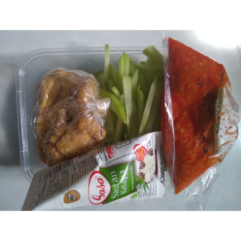 

dapur lanesra. paket sayur racik. sambal goreng labu siam tahu