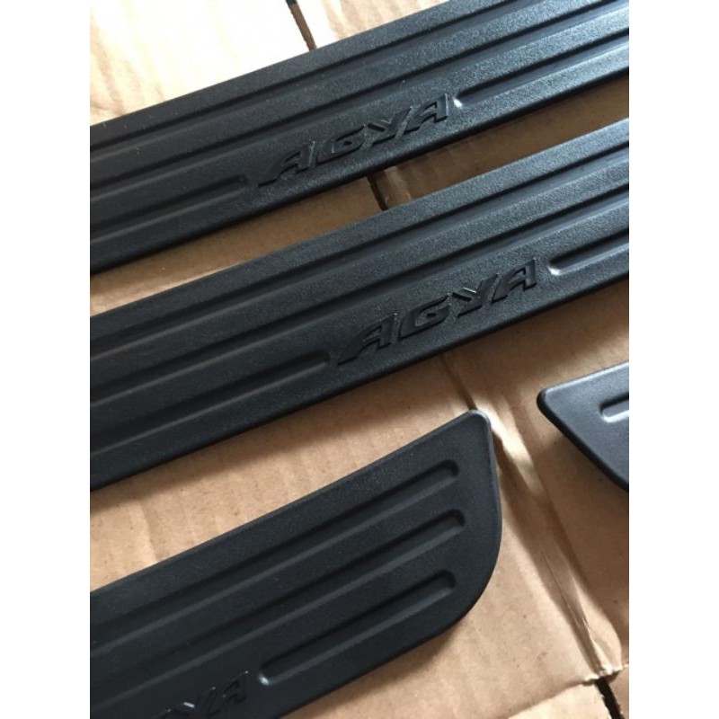 SILPLATE SAMPING AGYA PELINDUNG BODY SAMPING MOBIL AGYA SIDE PLATE AGYA
