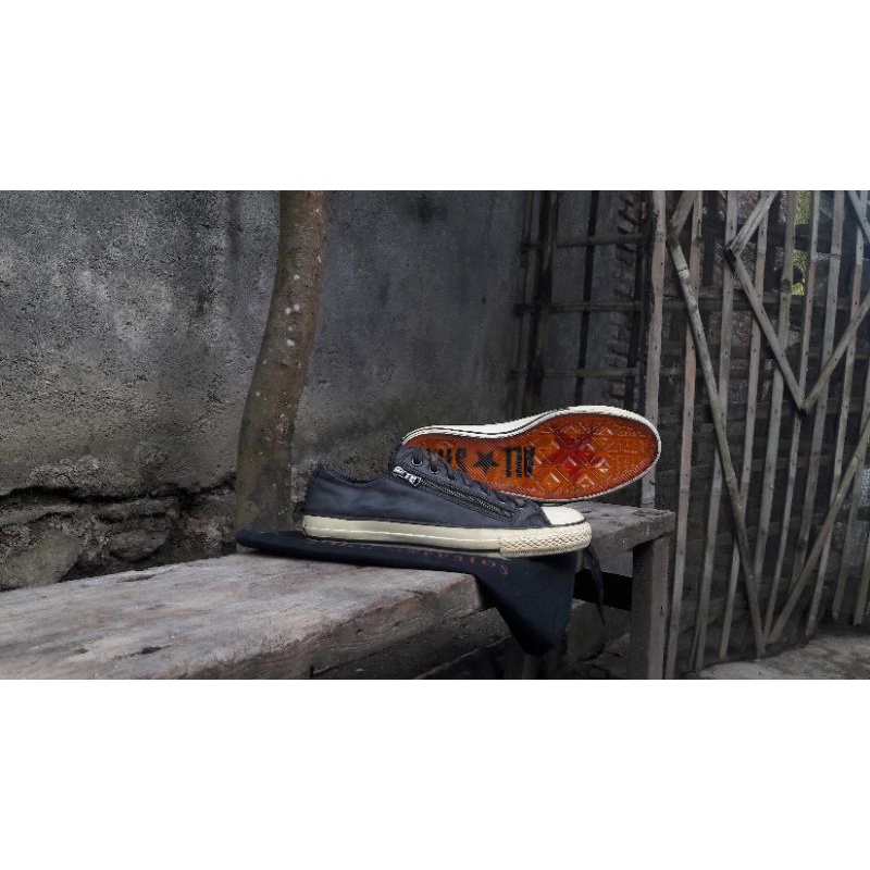 converse x john varvatos double zip low leather ori 100%