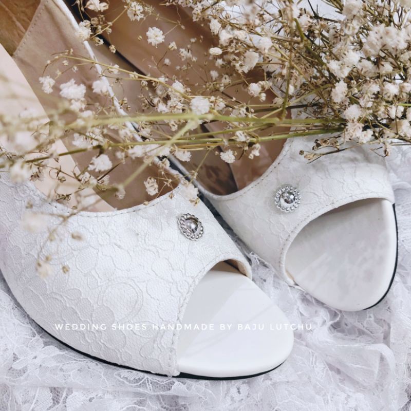 heels selop opentoe putih wedding pesta wisuda tunangan