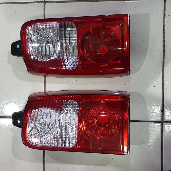 Lampu stop REM BELAKANG TOYOTA KIJANG NEW KAPSUL 1997-1999 MOTIF KRISTAL LGX