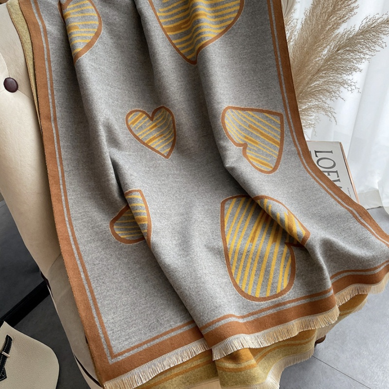 Syal &quot;Karenia&quot; 65 x 180 Motif &quot;Hati&quot; yang mewah, Bahan High Grade Cashmere Immitation