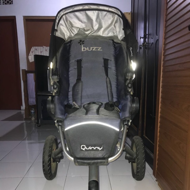 harga stroller quinny